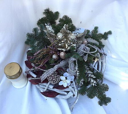 Gedenk Kranzform  für ein Paar