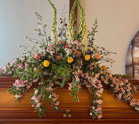 Sarggesteck Wiesenleichtigkeit, Juni