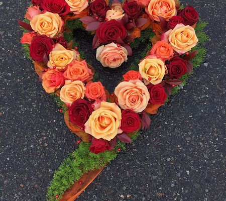 Herz als Hochzeits Autogesteck